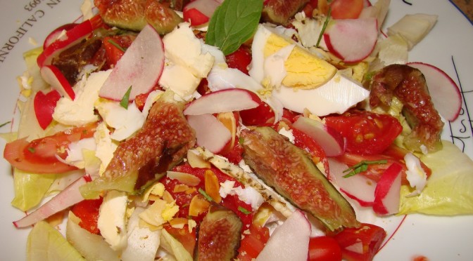 Salade d’endive Tomate Basilic et figue