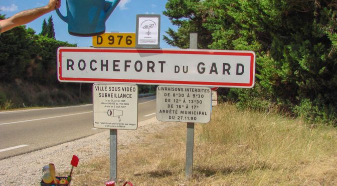 Les incroyables comestibles de Rochefort du Gard : photos montage pour l’asso la Jarre écocitoyenne.